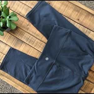 Athleta gray cropped leggings